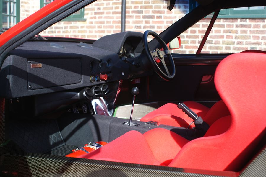 Ferrari F40 RHD