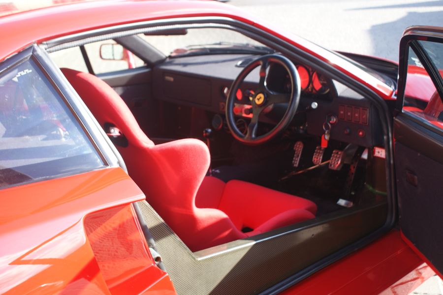 Ferrari F40 RHD